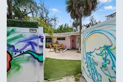 6550 Sabal Drive, Sarasota, FL 34242 - Photo 14