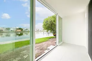 7625 Sun Island Dr S, South Pasadena, FL 33707 - Photo 12
