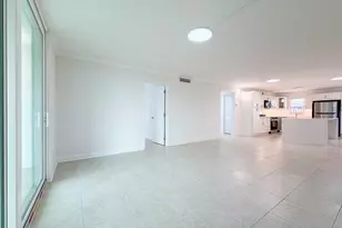 7625 Sun Island Dr S, South Pasadena, FL 33707 - Photo 20