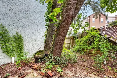 5627 Ashley Oaks Drive #2, Tampa, FL 33617 - Photo 32