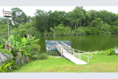 1611 Blue Lake Drive, Lakeland, FL 33801 - Photo 12