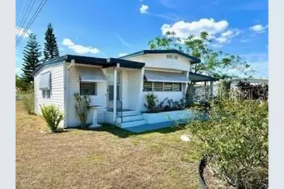 1611 Blue Lake Drive, Lakeland, FL 33801 - Photo 2