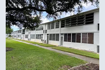 1000 79th Avenue N #102, Saint Petersburg, FL 33702 - Photo 2
