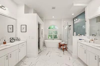 1021 W Henry Avenue, Tampa, FL 33604 - Photo 22