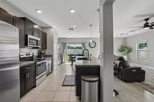 4714 Ron Eddie Pl, Tampa, FL 33619 - Photo 10