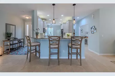 15717 Aurora Lake Circle, Wimauma, FL 33598 - Photo 10