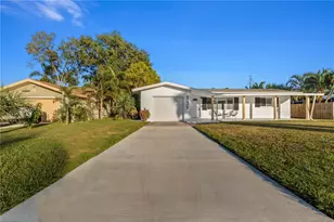 353 Shirley Ave, Belleair, FL 33756 - Photo 44