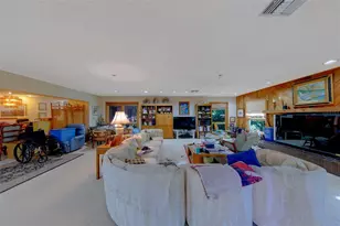 1105 Woodcrest Ave, Clearwater, FL 33756 - Photo 10