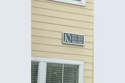 18123 Sterling Gate Circle #18123, Tampa, FL 33647 - Photo 2