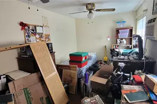 546 35th Ave N, Saint Petersburg, FL 33704 - Photo 16