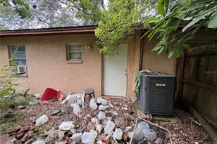 102 13th St SE, Ruskin, FL 33570 - Photo 16