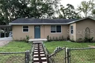 11617 Grovewood Ave, Thonotosassa, FL 33592 - Photo 1