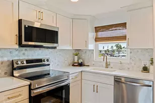 1847 Shore Dr S, South Pasadena, FL 33707 - Photo 2