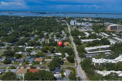 786 Manor Drive W, Dunedin, FL 34698 - Photo 28