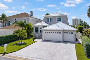 141 Bayside Dr, Clearwater, FL 33767 - Photo 2