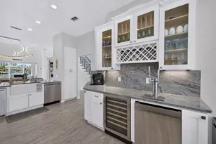 141 Bayside Dr, Clearwater, FL 33767 - Photo 16