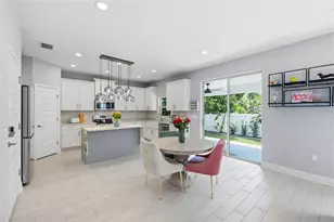 2422 W Carmen St, Tampa, FL 33609 - Photo 12