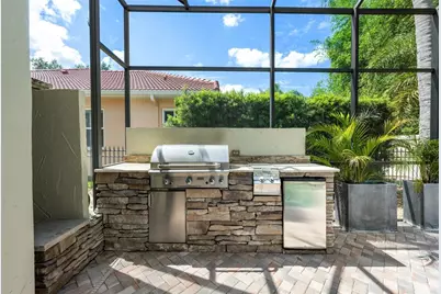 1921 Floresta View Drive, Tampa, FL 33618 - Photo 70