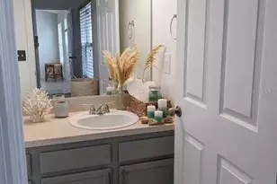 812 37th Ave S, Saint Petersburg, FL 33705 - Photo 14