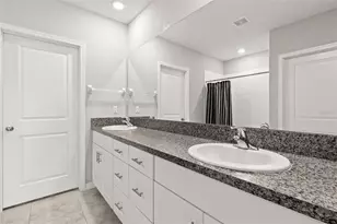 5061 White Chicory Dr, Apollo Beach, FL 33572 - Photo 26