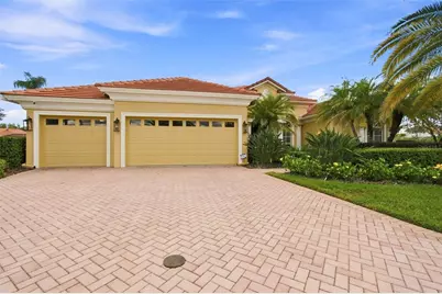 10801 Barbados Isle Drive, Tampa, FL 33647 - Photo 4