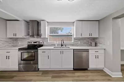 4053 31st Street N, Saint Petersburg, FL 33714 - Photo 22
