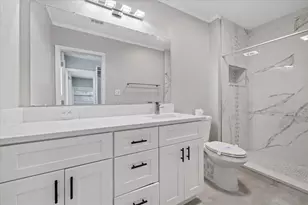 4053 31st St N, Saint Petersburg, FL 33714 - Photo 18
