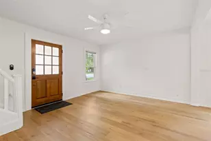 2010 Dartmouth Ave N, Saint Petersburg, FL 33713 - Photo 12