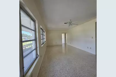 4014 22nd Avenue N, Saint Petersburg, FL 33713 - Photo 4