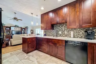 18815 Carr Dr, Lutz, FL 33559 - Photo 14