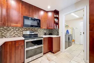 18815 Carr Dr, Lutz, FL 33559 - Photo 12