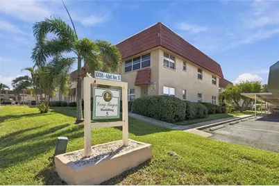 10036 63rd Avenue N #26, Saint Petersburg, FL 33708 - Photo 1