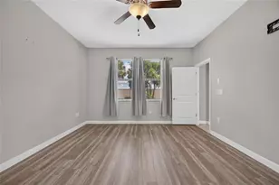 16836 Whisper Elm St, Wimauma, FL 33598 - Photo 10