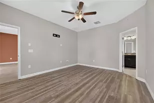 16836 Whisper Elm St, Wimauma, FL 33598 - Photo 8