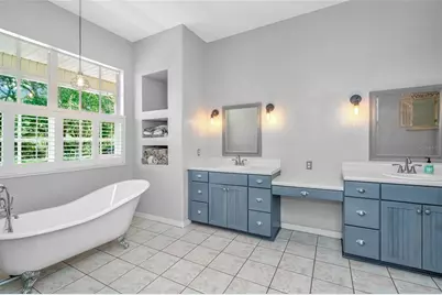 6122 Regina Place, Land O Lakes, FL 34639 - Photo 10