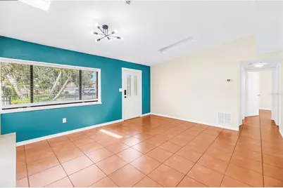 7740 40th Terrace N, Saint Petersburg, FL 33709 - Photo 12