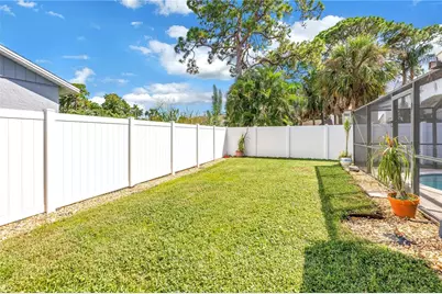 7740 40th Terrace N, Saint Petersburg, FL 33709 - Photo 8
