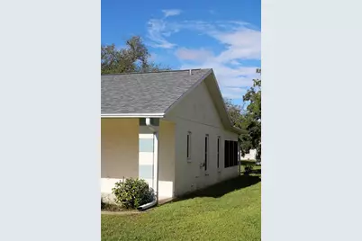 10749 Fallen Leaf Lane, Port Richey, FL 34668 - Photo 2