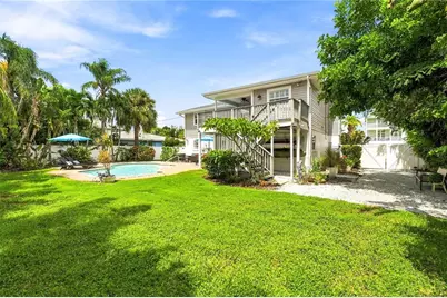 112 6th Street, Belleair Beach, FL 33786 - Photo 32