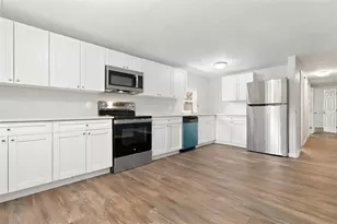 2510 38th St S, Saint Petersburg, FL 33711 - Photo 4