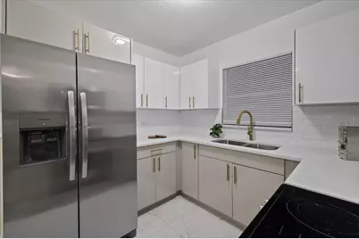 3012 E Hanna Avenue, Tampa, FL 33610 - Photo 8