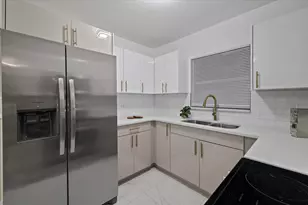 3012 E Hanna Ave, Tampa, FL 33610 - Photo 8