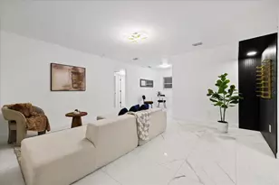 3012 E Hanna Ave, Tampa, FL 33610 - Photo 4