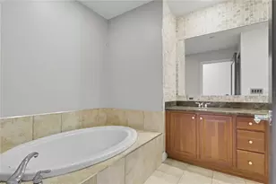 449 S 12th St, Tampa, FL 33602 - Photo 14
