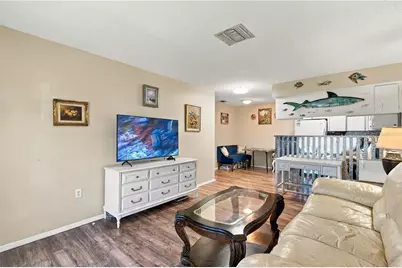 4359 Tahitian Gardens Circle #B, Holiday, FL 34691 - Photo 4