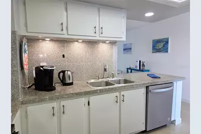285 107th Avenue #505, Treasure Island, FL 33706 - Photo 14