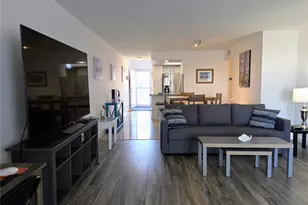 285 107th Ave, Treasure Island, FL 33706 - Photo 6