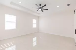 7205 N Lois Ave, Tampa, FL 33614 - Photo 32