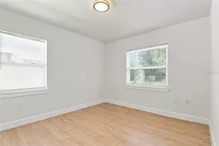 2004 E Broad St, Tampa, FL 33610 - Photo 10