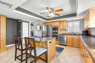 255 Capri Cir N, Treasure Island, FL 33706 - Photo 16